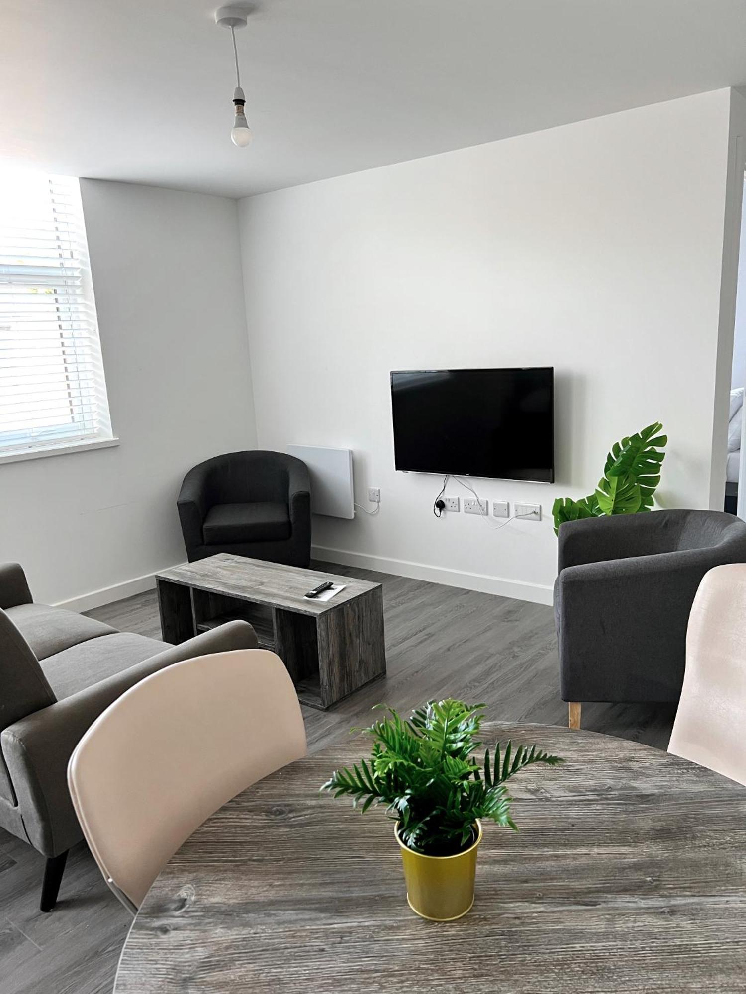 Ascot House Apartments ピーターバラ エクステリア 写真